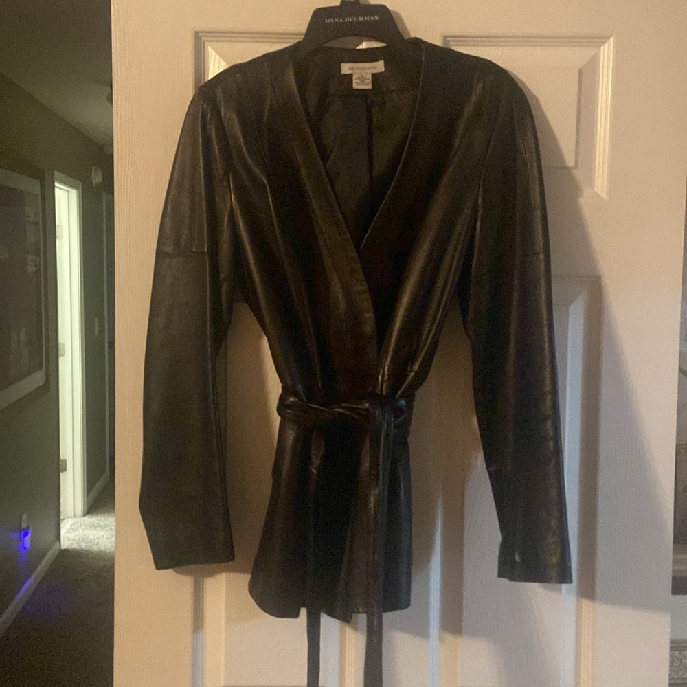 Reduced!!! Liz Claiborne Leather Jacket. Black. Size Large